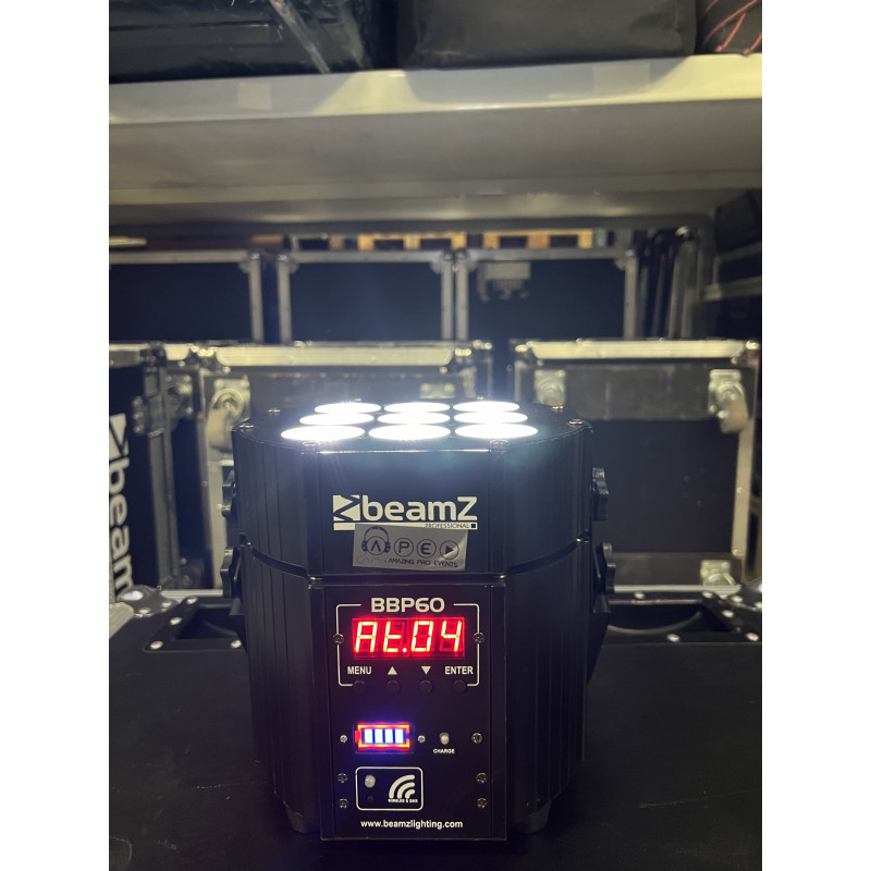 6x Projecteurs avec Flightcase - BeamZ BBP60