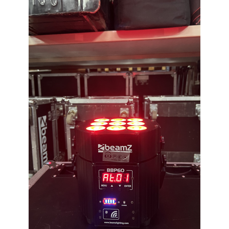 6x Projecteurs avec Flightcase - BeamZ BBP60