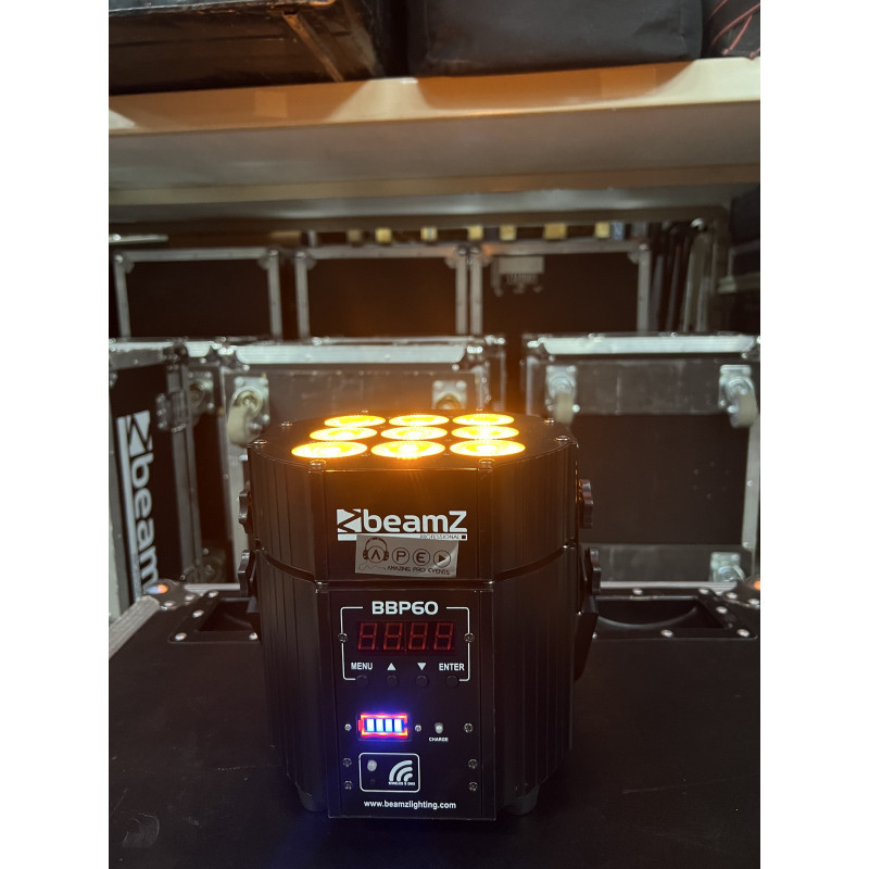 6x Projecteurs avec Flightcase - BeamZ BBP60