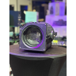ADB C101 Projecteur PC de théâtre - Vue avant